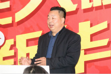 <b>新零售，贏未來！名企大咖帶你領略VR+家居的神奇世界</b>