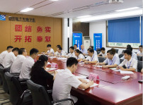 <b>新華互聯(lián)網(wǎng)科技2018年VR專(zhuān)業(yè)師資培訓(xùn)開(kāi)班儀式順利開(kāi)展</b>