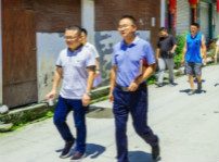 <b>一路北上，四川新華松潘電商幫扶攻堅(jiān)戰(zhàn)吹響沖鋒號(hào)</b>