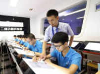 <b>面對爆款專業(yè)的你該如何抉擇？</b>