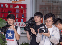 <b>“匠心實力·質(zhì)敬品牌”百家媒體新華行帶你看點不一樣的！</b>