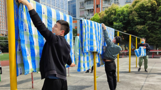 <b>暖心！這群老師在學(xué)生返校前干了這件事</b>