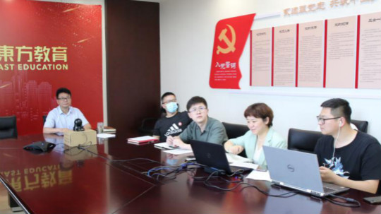 <b>對(duì)標(biāo)國(guó)際 賦能數(shù)字化！新華學(xué)子即將赴國(guó)際舞臺(tái)參加比賽</b>