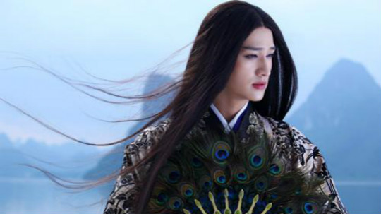 <b>瞞不住了！4月28日明星與新華學(xué)子要“開黑”！</b>