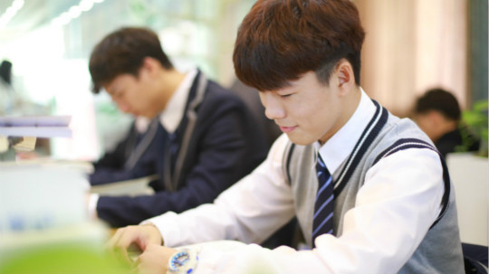 <b>【男生必看】男生學(xué)什么技術(shù)夠酷夠炫夠掙錢？</b>
