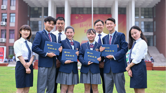 <b>四川新華2022預(yù)報(bào)名通道全面開啟！熱門專業(yè)全面亮相！</b>