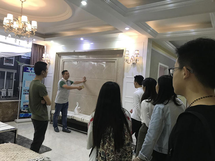 企業(yè)參觀行——從實戰(zhàn)出發(fā)，提高動手能力