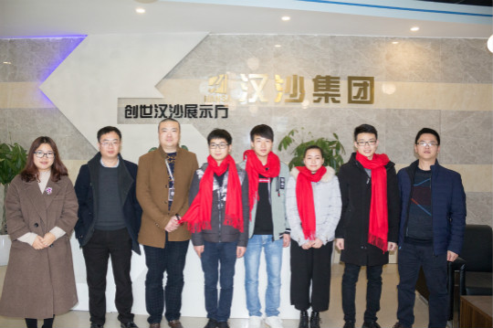 冬季大回訪，新華送溫暖