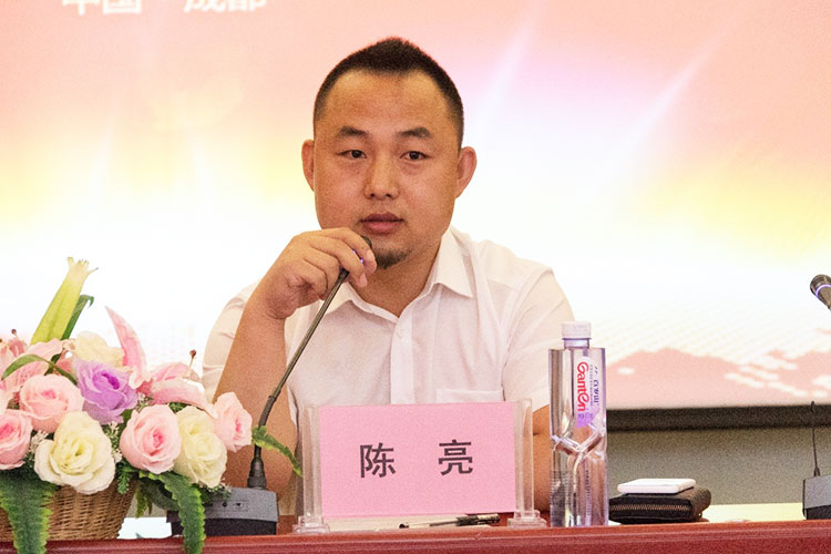 拼搏青春，成就夢(mèng)想