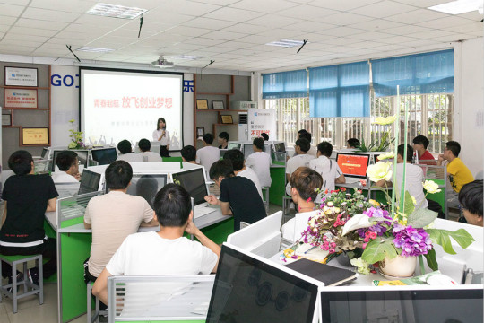 校園開放日之名企大咖進(jìn)校園