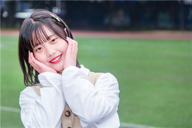 #三月女人天，陽(yáng)光少女節(jié)#為你歡喜的她投上一票