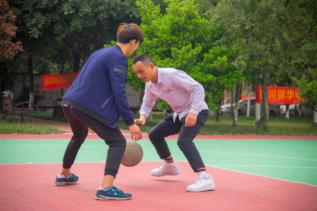 高中輟學(xué)，看“職場(chǎng)小白”如何“技能在手，天下可走”