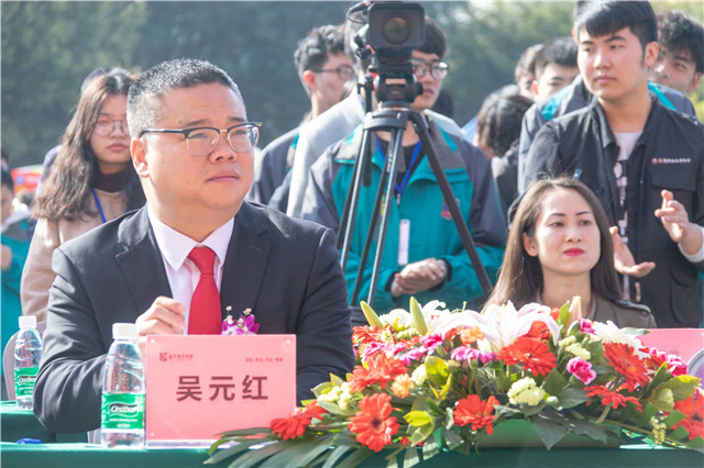 2019四川新華春季畢業(yè)生供不應(yīng)求，逆襲史上最難就業(yè)季節(jié)