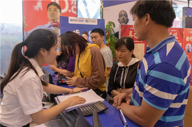 高中畢業(yè)學(xué)什么好？來(lái)新華技能+學(xué)歷雙保障