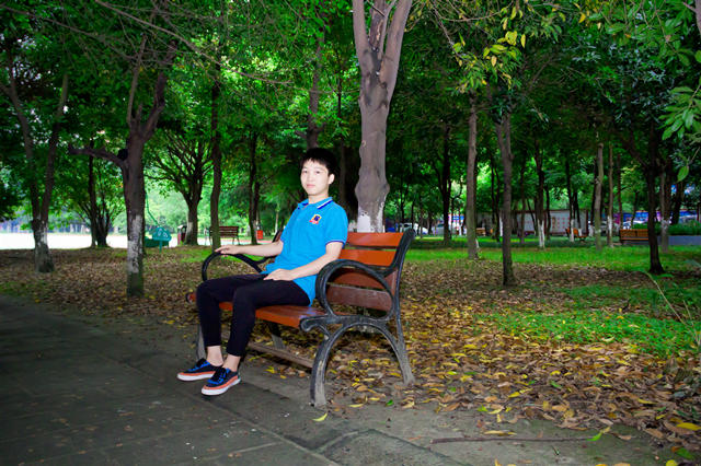 高中畢業(yè)學(xué)什么有前途？做互聯(lián)網(wǎng)時(shí)代的白領(lǐng)！