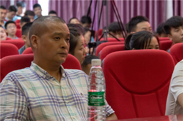 結課答辯分享會：半年收入6萬+，她們是怎么做到的？