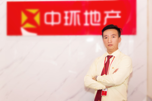 就業(yè)學子——鄧柯