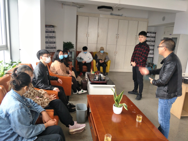 新華研學游，擇企就業(yè)更舒心！