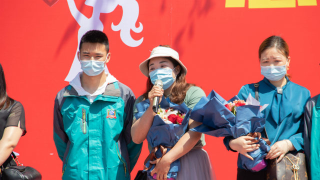 母親節(jié)：人生的舞臺(tái)上，母愛從不缺席