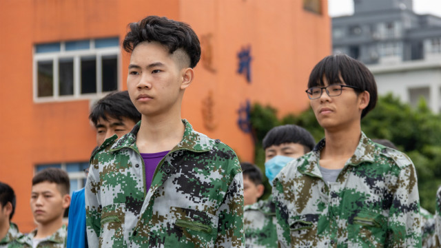新生的第一課，軍訓(xùn)生活打響了新生活的第一槍！