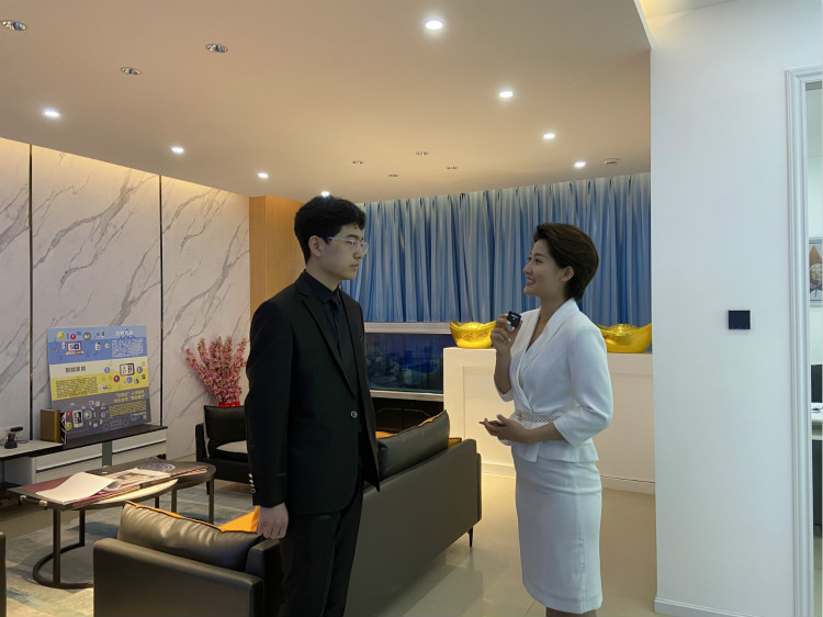 四川新華電腦學(xué)院雙選會現(xiàn)場，人才爭奪戰(zhàn)正式打響！