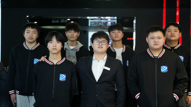 重磅！四川新華又一電競少年簽約國內(nèi)頂級AG俱樂部！