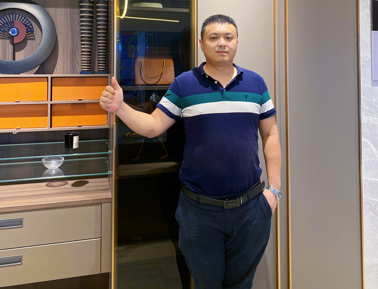 譚建明:從“打工仔”到“創(chuàng)業(yè)成功者”的蛻變