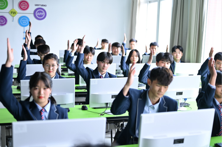 學技術(shù)為什么選擇四川新華之——教學模式