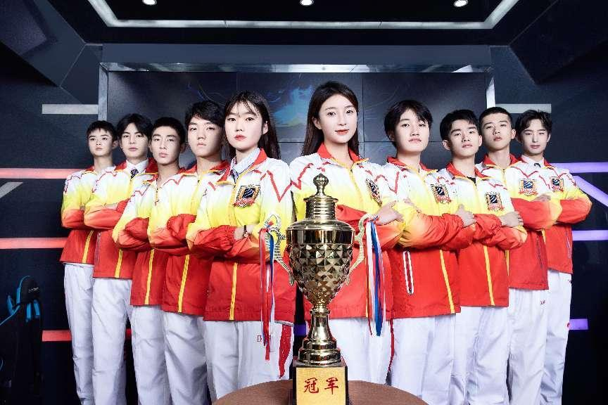 王者爭霸 限定名額！LGD俱樂部明星成員來新華啦！