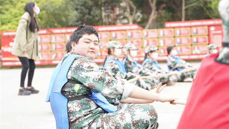 超然！新生軍訓(xùn)——團(tuán)隊訓(xùn)練賽