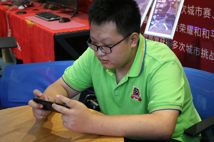 新生學(xué)子|登峰造極，德才并育