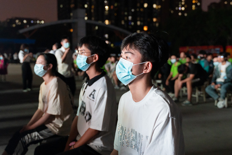 開學(xué)季，新華有話對你說......