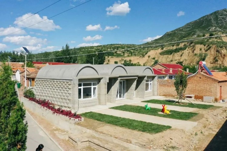 清華教授帶團(tuán)隊(duì)3D打印一棟住宅只花20多萬，相關(guān)設(shè)計(jì)人才備受關(guān)注