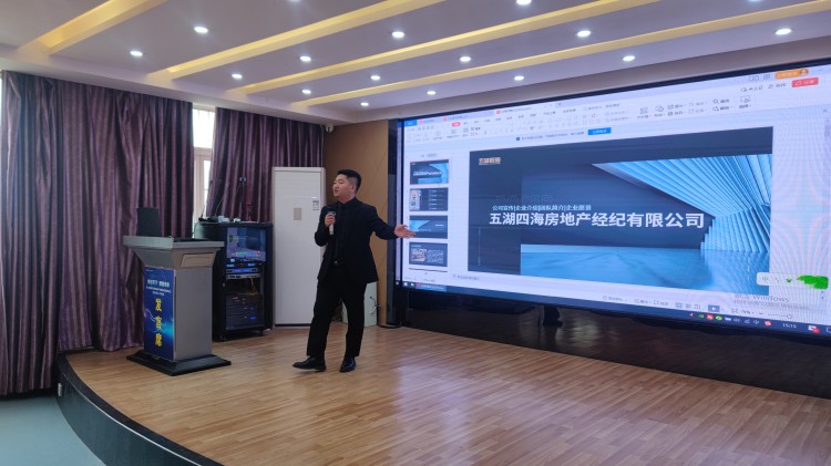 就業(yè)難度再升級(jí)，職教行業(yè)勇爭鋒
