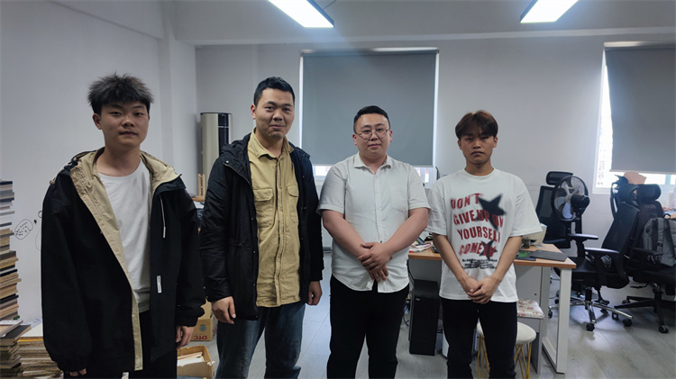 心系學(xué)子每一步，就業(yè)回訪送真情