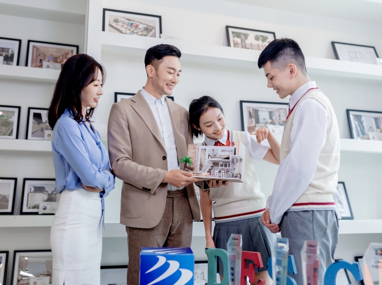 吾輩自強 | 成都新華學(xué)子就業(yè)紅火！奮起不息！