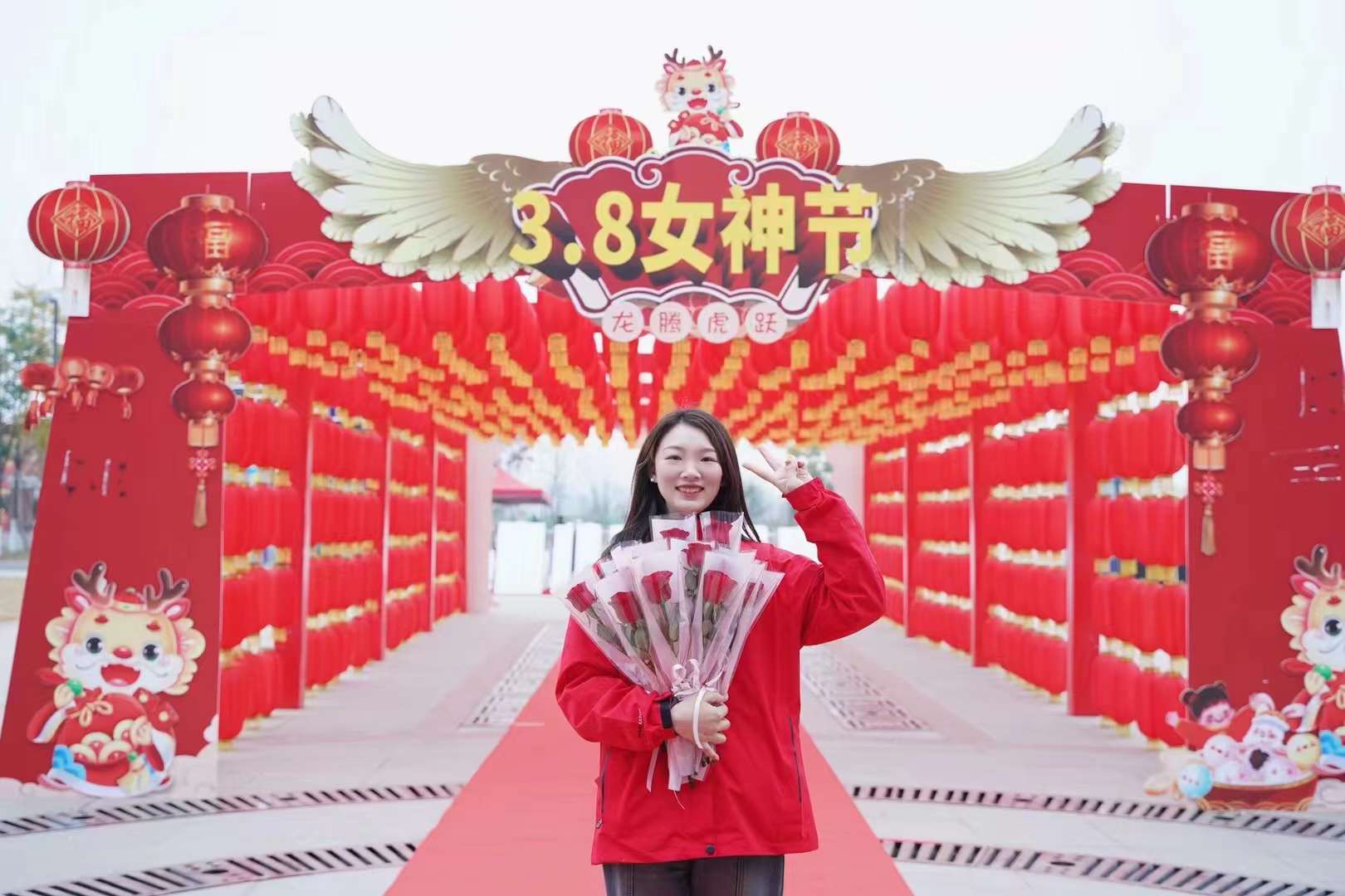 婦女節(jié)！獻(xiàn)給所有成都新華的女老師們