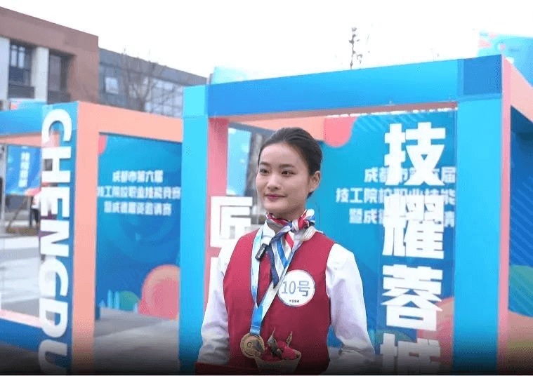 新華青年說—關(guān)于青春，來看新華學(xué)子怎么說