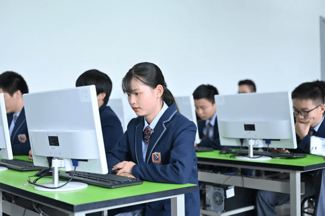 零基礎(chǔ)擔(dān)心學(xué)不會(huì)技能怎么辦？